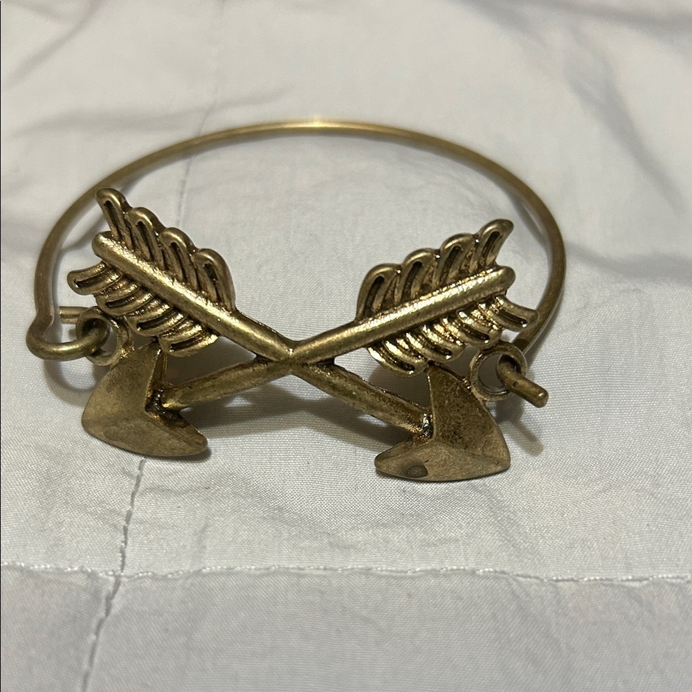 Gold Nautical Anchor and Leaf Bracelet